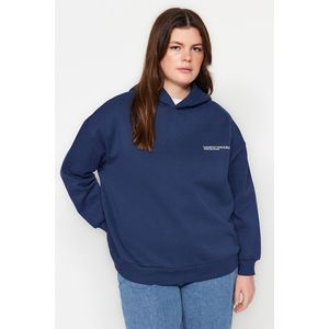 Trendyol Curve Navy Blue Thick Inside Fleece Printed Detailed Knitted Sweatshirt obraz