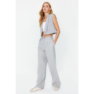 Trendyol Gray Straight Cut Woven Trousers with Belt Detail obraz