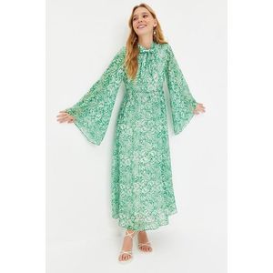 Trendyol zelené tkané šifónové večerní šaty s květinovým vzorem obraz