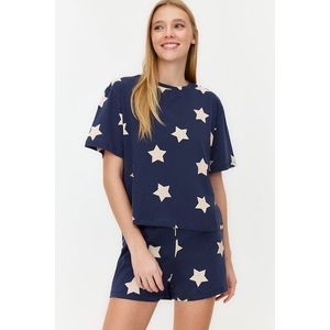 Trendyol námořnicky modré 100% bavlněné tričko a šortky s hvězdným vzorem - pletená sada pyžama obraz