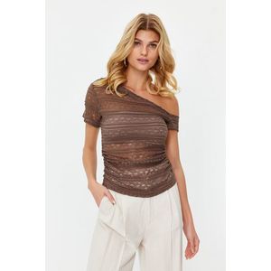 Trendyol Brown Lace Asymmetric Neck Fitted/Situated Knitted Blouse obraz