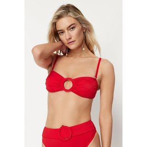 Trendyol Red Strapless Accessory Bikini Top obraz