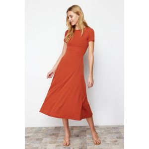 Trendyol dlaňová sukně s volánky midi pružné pletené maxi šaty obraz