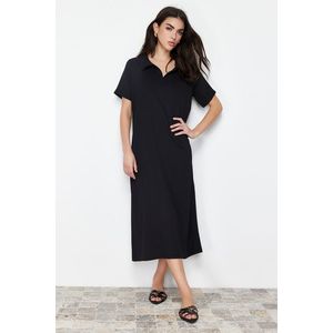 Trendyol Black Polo Neck Short Sleeve Midi Crepe/Textured Knitted Dress obraz