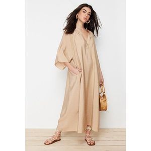 Trendyol Camel V-neck Half Sleeve Aerobin Woven Kimono & Kaftan Dress obraz