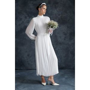Trendyol Cream Pleated Woven Lined Chiffon Bride/Special Occasion Dress obraz