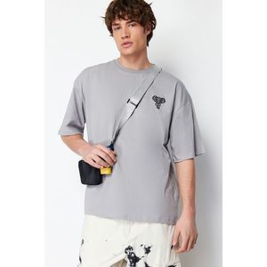 Trendyol Gray Oversize Mystic Animal Embroidery 100% Cotton T-Shirt obraz