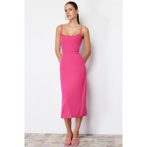 Trendyol Fuchsia Cut Out Detailed Slit Body Fitted Strap Midi Flexible Knitted Pencil Dress obraz
