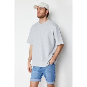 Trendyol Basic Gray Oversize/Wide Cut Short Sleeve Textured Soild Fabric T-Shirt obraz