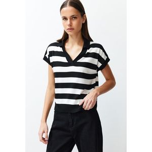 Trendyol Black Striped T-Shirt Look Basic Knitwear Sweater obraz