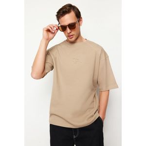 Trendyol Premium Mink Oversize/Wide-Fit Textured Waffle Fluffy Text Printed T-Shirt obraz