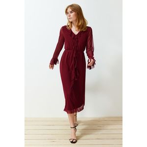 Trendyol Burgundy V Neck Ruffle Detailed Lined Tulle Knitted Midi Dress obraz