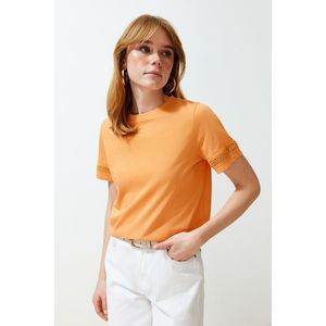Trendyol Orange Accessory Detail Basic/Regular Fit Knitted T-Shirt obraz