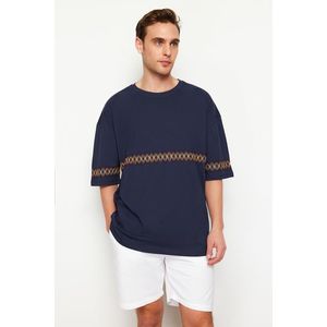 Trendyol Navy Blue Oversize/Wide-Fit Embroidered 100% Cotton T-Shirt obraz