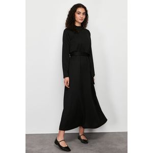 Trendyol Black Stand Collar Straight Belted Knitted Dress obraz