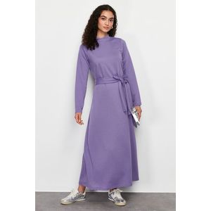Trendyol Lilac Stand Collar Straight Belted Knitted Dress obraz