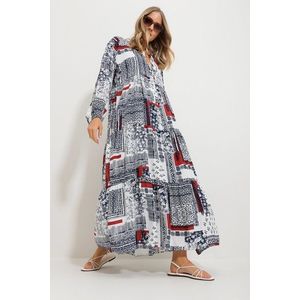 Šaty Trend Alaçatı Stili pro ženy, skořicové, s velkým límcem a vzorem šálu, maxi délka obraz