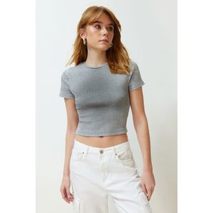 Trendyol Gray Slim Gradient Printed Crop Short Sleeve Washed Knitted T-Shirt obraz