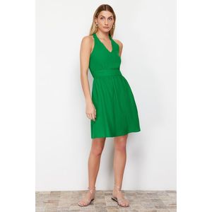 Trendyol Green A-Line Halter Neck Midi Woven Dress with Gipe Detail on the Back obraz