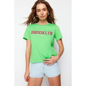 Trendyol Green 100 Cotton Slogan Printed Regular Cut Knitted T-Shirt obraz