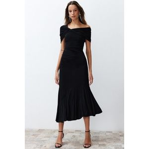 Trendyol Black Asymmetric Collar Knitted Elegant Evening Dress obraz