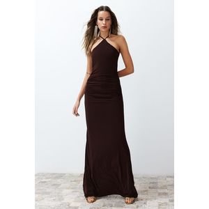 Trendyol Brown Fitted Long Evening Dress obraz