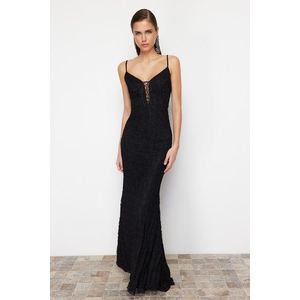 Trendyol Black Lace Long Evening Dress with Binding Detail on the Chest obraz