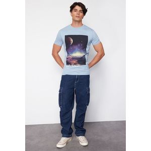 Trendyol Men's Blue Galaxy Printed Regular/Regular Fit T-Shirt obraz
