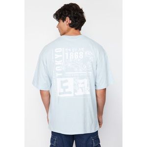 Trendyol Light Blue Oversize/Wide Cut Headlight East Printed 100% Cotton T-Shirt obraz