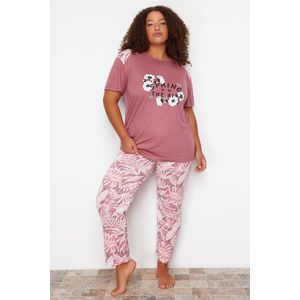 Trendyol Curve Pale Pink Flower Pattern Knitted Pajamas Set obraz