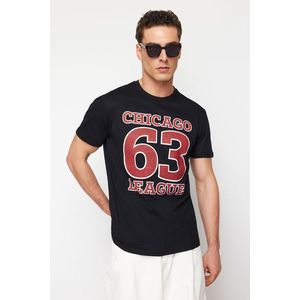 Trendyol Black Regular/Normal Cut College Printed 100% Cotton T-Shirt obraz