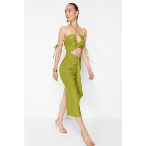 Trendyol X Zeynep Tosun Oil Green Elegant Evening Dress with Knitted Window and Accessory Detail obraz