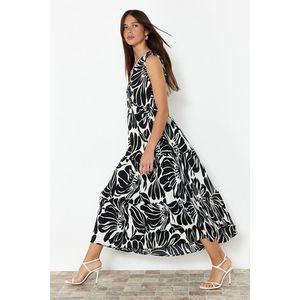 Trendyol Black Printed Double Breasted Covered Stretchy Maxi Knitted Dress with Ruffle Skirt obraz