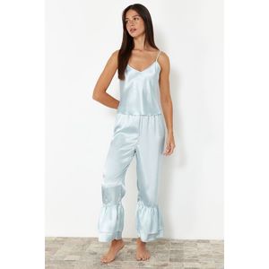 Trendyol Light Blue Flounce Detailed Capri Satin Woven Pajamas Set obraz