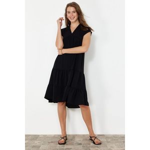 Trendyol Black Wide Cut V-Neck Skirt Asymmetric Flounce Aerobin Woven Dress obraz