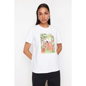 Trendyol White Printed and Stone Embroidered Regular/Normal Pattern Knitted T-Shirt obraz