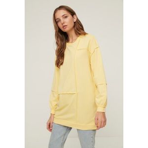 Trendyol Yellow Crewneck Knitted Sweatshirt with Stitching Detail obraz