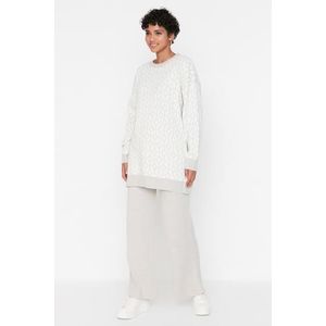 Sada pleteného svetru a kalhot s geometrickým vzorem v béžové barvě od značky Trendyol obraz