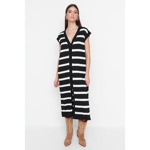 Trendyol Ecru Striped Oversize Midi Knitwear Sweater Dress obraz