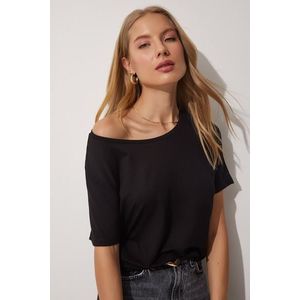 Happiness İstanbul Women's Black Boat Collar Viscose Knitted T-Shirt obraz