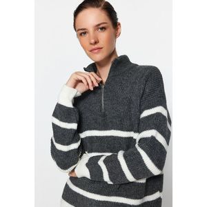 Trendyol antracitový pletený svetr na zip s měkkou texturou obraz