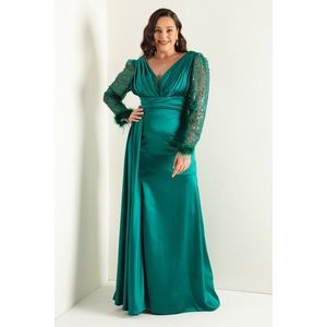 Lafaba Women's Emerald Green V-Neck Long Plus Size Evening Dress with Stones and Slits on the Sleeves obraz