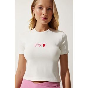 Happiness İstanbul Women's Ecru Heart Embroidered Crop Knitted T-Shirt obraz