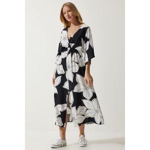 Happiness İstanbul Women's Black and White Wrapover Neck Patterned Summer Viscose Dress obraz