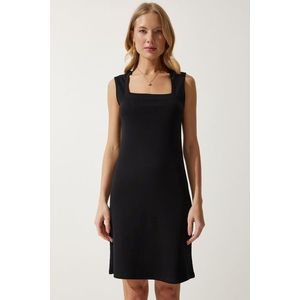 Happiness İstanbul Women's Black Square Neck Thick Strap Knitted Dress obraz