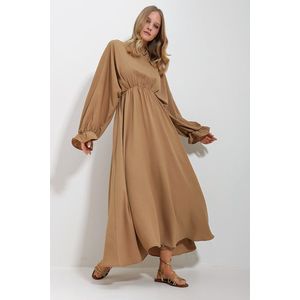 Trend Alaçatı Stili Women Camel Crew Neck Balloon Sleeve Aerobin Fabric Maxi Length Dress obraz