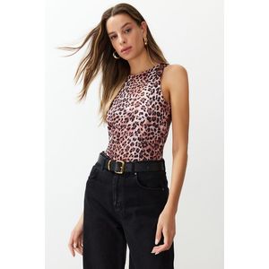 Trendyol Light Brown Leopard Patterned Barbell Neck Flexible Snaps Knitted Bodysuit obraz