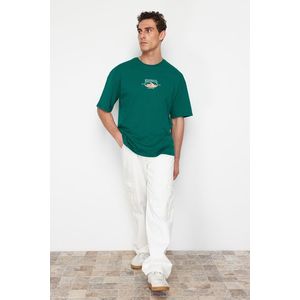 Trendyol Emerald Green Oversize/Wide Cut Landscape Embroidered 100% Cotton T-Shirt obraz