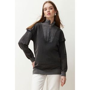Trendyol Anthracite Knitted Tunic with Zipper Detail on the Collar obraz