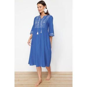 Trendyol Blue Midi Woven Embroidered Beach Dress obraz